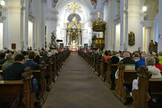 Abschlussvesper der Bischofskonferenz mit Austeilung des Bonifatiussegens (Foto: Karl-Franz Thiede)